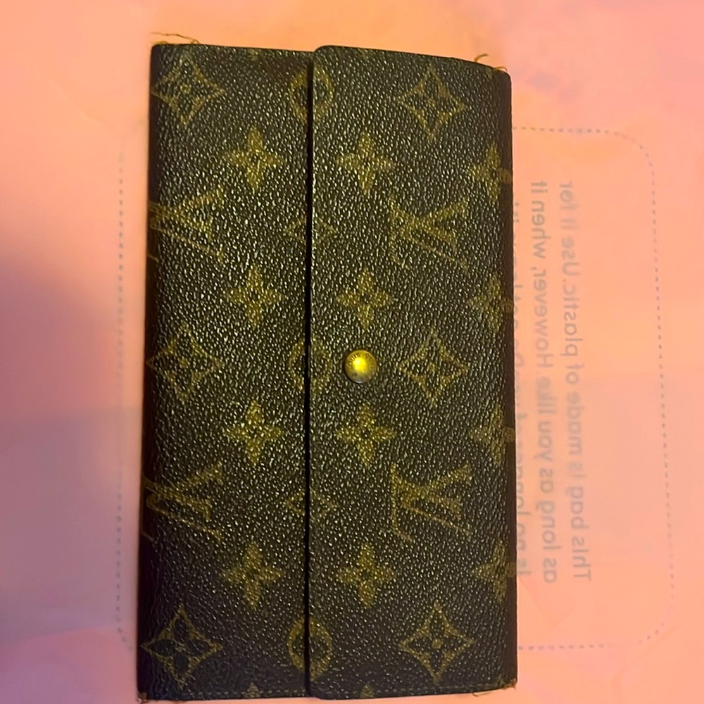 Louis Vuitton Sarah Vintage Monogram Canvas Wallet Brown